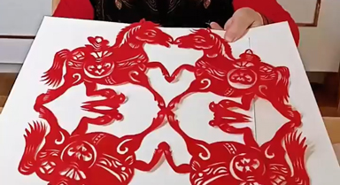 開工大吉！剪紙裡的駿馬奔騰送好運(yùn)