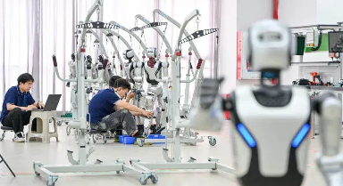 深圳首條人形機器人中試產線投運